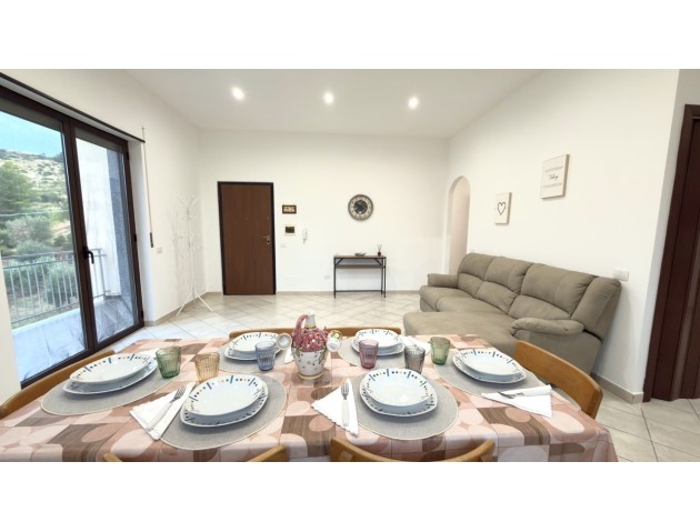 Appartamento per Famiglie a Rocca Imperiale Paese | Casa Poppi